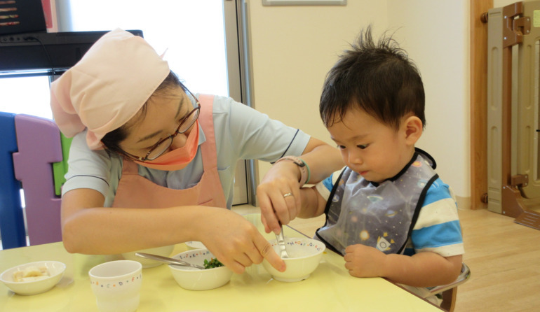 給食の業務の画像