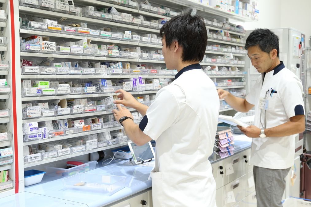 薬局アクアファーマシー（調剤事務の求人）の写真2枚目：皆様の「きれい」と「健康」を応援します