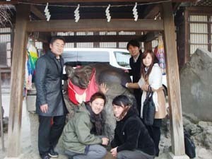 あみはりきゅう整骨院 両国院（鍼灸師の求人）の写真3枚目：スタッフはとても仲が良くアットホームな職場です。