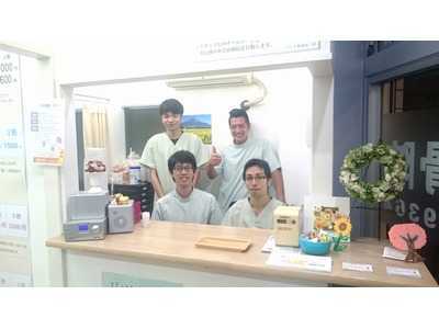 げんき整骨院（柔道整復師の求人）の写真3枚目：スタッフメンバーです。