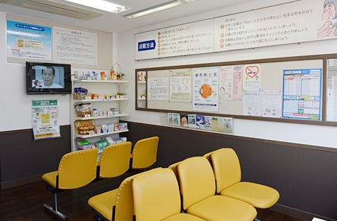 卯之町薬局（薬剤師の求人）の写真2枚目：卯之町薬局の内観です