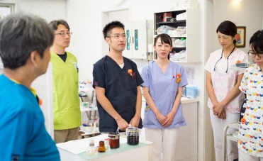 医療法人社団瑛清会 もちづき歯科医院（歯科助手の求人）の写真15枚目：仲が良く、アットホームな雰囲気の職場環境です