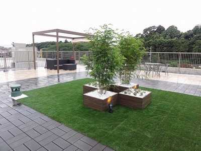 ピュアテラス東川口 壱番館の写真12枚目：屋上庭園