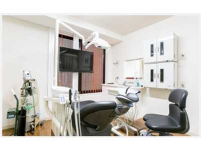 west4DentalOffice（歯科衛生士の求人）の写真4枚目：最新の設備と技術を駆使して、患者様に笑顔と満足を届けます