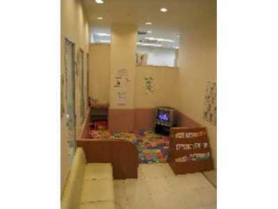 立場ファミリー歯科クリニックの写真3枚目：お子様の患者様も多いのでキッズスペースもご用意しております