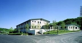 ひふみ園の写真1枚目：環境に恵まれた長田区細田町にある障害者生活介護事業所「たまも園」です
