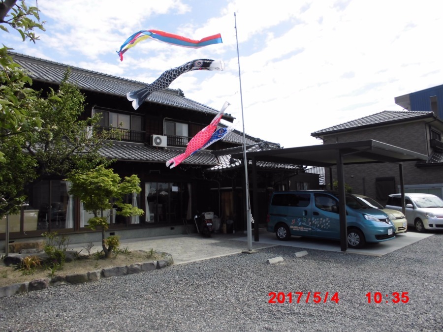 認知症・一般通所介護　織りがみの郷（介護職/ヘルパーの求人）の写真1枚目：