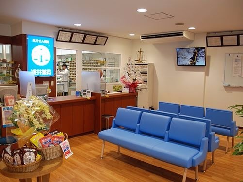 浅井薬局　津島店（薬剤師の求人）の写真2枚目：店内です