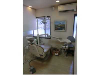 小川歯科医院の写真3枚目：患者様のプライバシーに配慮した診療スペース