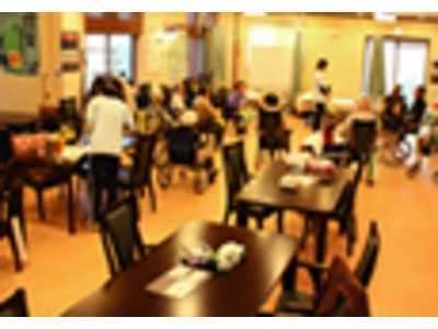 彩の郷〜ぴゅあ〜の写真7枚目：施設内は開放的な気分でお過ごしいただける作りとなっています