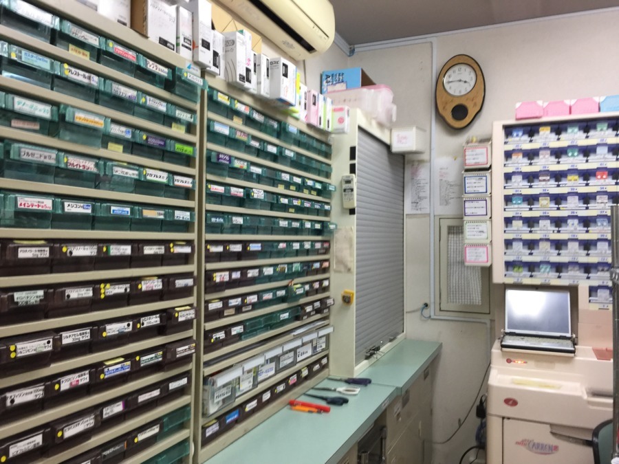 たんぽぽ薬局 の写真2枚目：こちらは調剤室です。