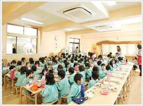 幼稚園型認定こども園　東平野幼稚園の写真：幼稚園型の認定こども園で一緒に働きませんか？