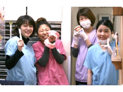 沼田歯科医院の写真3枚目:頼りになる先輩があなたをサポートします!