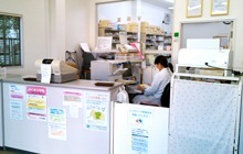 ひばり薬局つばき店（薬剤師の求人）の写真2枚目：ひばり薬局つばき店の内観です