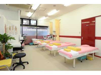 うちやま鍼灸接骨院(柔道整復師の求人)の写真:地域の心と身体の健康サポーターを目指しています!