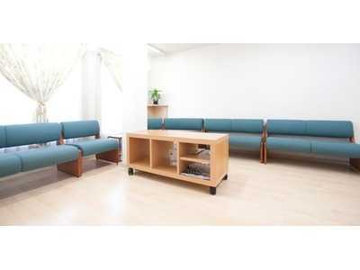 木庭歯科医院(歯科衛生士の求人)の写真3枚目:院内は広々とした明るい空間です