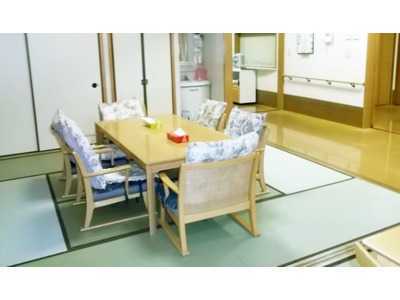 アクティブライフ中山倶楽部の写真2枚目：送迎・入浴・食事・アクティビティなど、日常生活のお世話を行っています