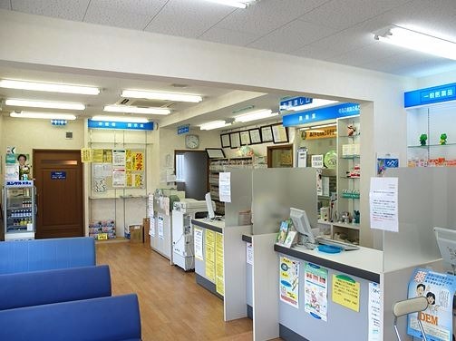 浅井薬局　申塚店（薬剤師の求人）の写真2枚目：丁重で分かりやすいお薬の説明を心掛けています