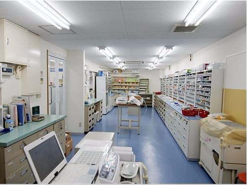 浅井薬局　勝幡店の写真2枚目：こちらは調剤室です