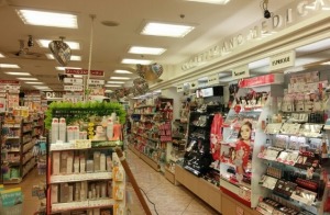 新有楽町ビルドラッグ(登録販売者の求人)の写真:千代田区、中央区、港区を中心に展開するオフィス街に特化したドラッグストアです!