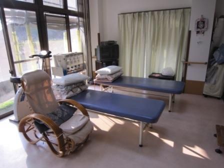 デイサービスセンター美鈴ヶ丘の写真:小郡の地で、福祉の里づくりにスタッフ一丸となって取り組んでいます