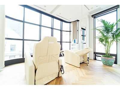 CLINIC SURE Ginzaの写真3枚目:点滴室です