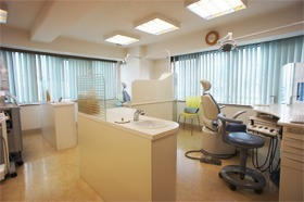 医療法人　向田橋たき歯科医院（歯科医師の求人）の写真4枚目：診察室の様子です。