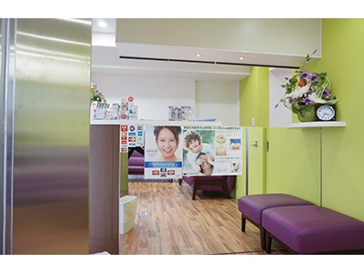夏見台ひまわり歯科の写真3枚目:緊張を少しでも和らげられるよう、元気よく対応してあげてください♪