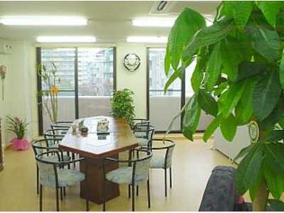 つくしんぼのグループホームの写真3枚目:憩いの場であるリビングダイニングです