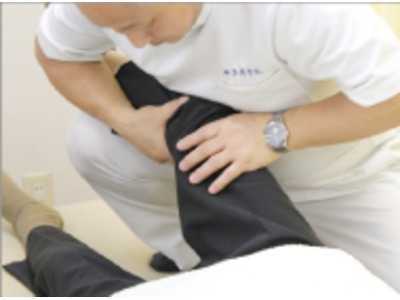 井本接骨院の写真3枚目：当院自慢の手技療法を学べます！