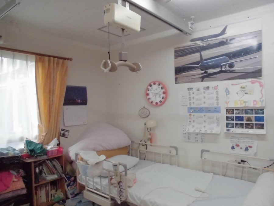 障害者支援施設カトレアの園の写真3枚目：介護用リフトを導入しています。