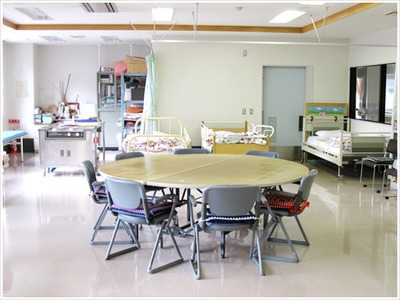 多摩市さくらが丘在宅サービスセンター（介護職/ヘルパーの求人）の写真3枚目：認知症デイサービス設備も完備しています