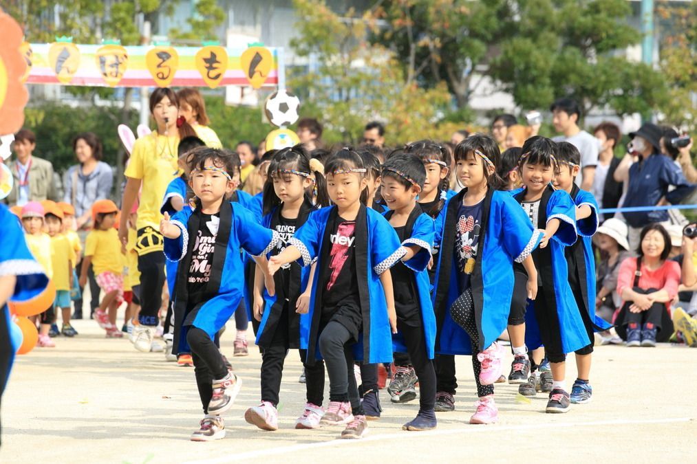 キッド・ステイ南行徳保育園（保育士の求人）の写真2枚目：秋には小学校で運動会をやっています！毎年ソーラン節は感動モノ★