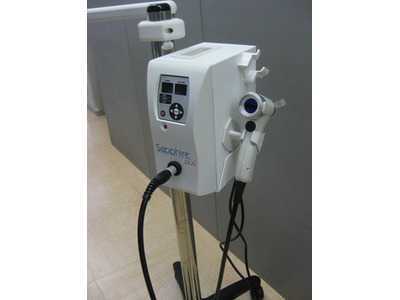 岩本歯科医院(歯科衛生士の求人)の写真3枚目:口腔癌を早期発見する癌スコープも導入。最先端の治療を行えます。