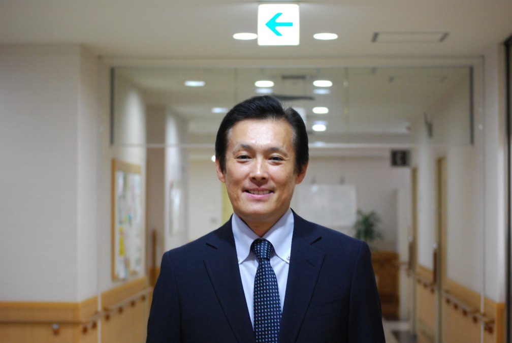 老人保健施設シルピス大磯（生活相談員の求人）の写真4枚目：あなたの上司となる、事務長の大森です。
