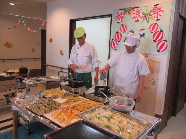シップヘルスケアフード株式会社 グリーンライフ蕨内の厨房(調理師/調理スタッフの求人)の写真: