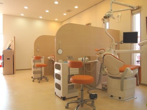 ひたちの矯正歯科医院（歯科医師の求人）の写真2枚目：ひたちの矯正歯科医院内観