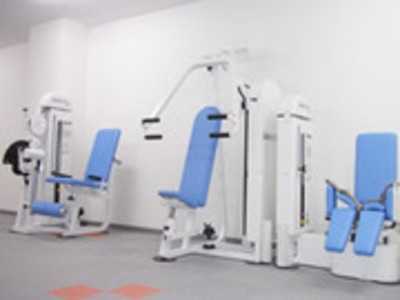 リハプライド広島千田の写真2枚目:マシーンを使用した運動プログラムを通して身体機能の維持向上を図っています