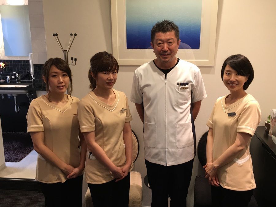 ヒロ・デンタルクリニック（歯科衛生士の求人）の写真8枚目：残業はほとんどありません