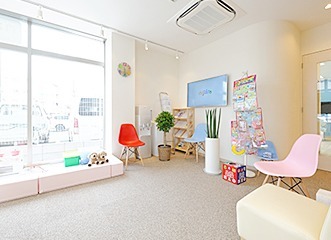 にじいろマイクロスコープ・セラミック歯科医院の写真2枚目：