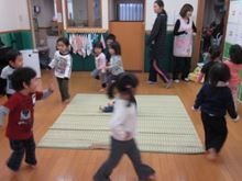 生麦ポケット保育園（保育士の求人）の写真3枚目：笑いの絶えない毎日を過ごしています♪