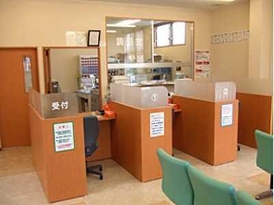 南山堂薬局 米松店の写真2枚目：「南山堂薬局 米松店」の内観
