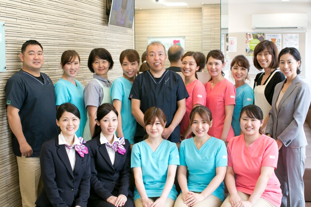 医療法人優伸会 えがしら歯科(歯科衛生士の求人)の写真:皆仲が良くアットホームなので勤務経験がなくても安心して習いながらスタートできます