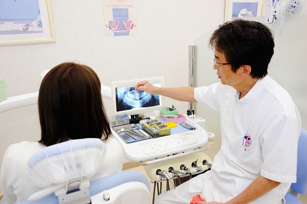 アリオ蘇我太陽歯科(歯科医師の求人)の写真4枚目:丁寧な説明と明るい笑顔で患者様を安心させてあげてください!