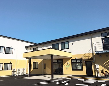 住宅型有料老人ホーム いこいの里 曽根壱番館(介護職/ヘルパーの求人)の写真:住宅型有料老人ホームいこいの里曽根壱番館外観