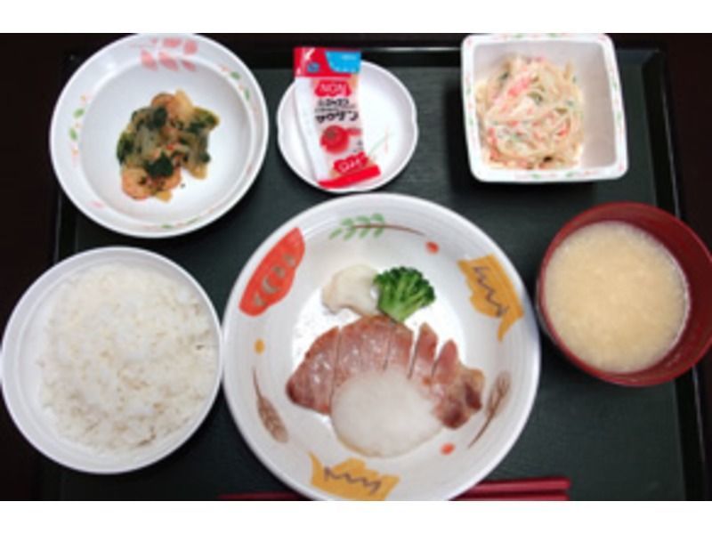 フルール・ガーデン相模原の写真3枚目：利用者様のお食事例です