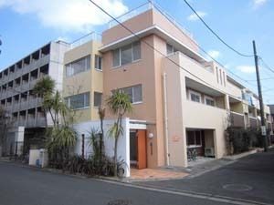 保育ルーム すまいるガーデン 祗園町(幼稚園教諭の求人)の写真:元住吉駅から徒歩8分の立地です