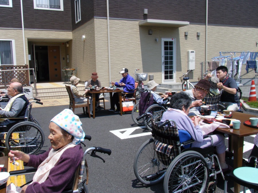 地域密着型介護付有料老人ホーム悠悠みらい（調理師/調理スタッフの求人）の写真3枚目：