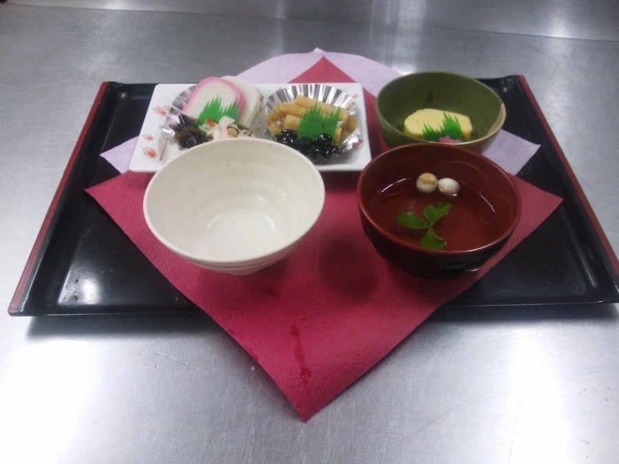特別養護老人ホーム　万葉の里　株式会社日本シルバー食品（調理師/調理スタッフの求人）の写真2枚目：