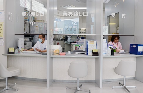 ちかなが薬局（薬剤師の求人）の写真2枚目：ちかなが薬局の内観です